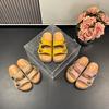 Пляжный отдых одно слово швабра легкая мягкая подошва липучка крутые тапочки женская уличная обувь 2025 лето новинка для выхода толстая подошва