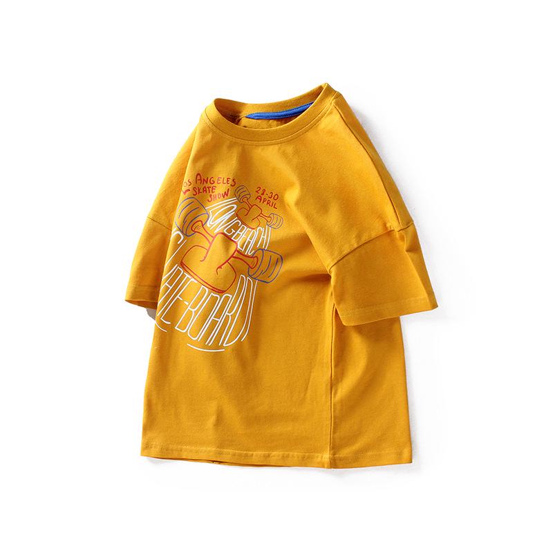 Детские летние хлопковые футболки в корейском стиле с короткими рукавами для мальчиков среднего и крупного возраста.