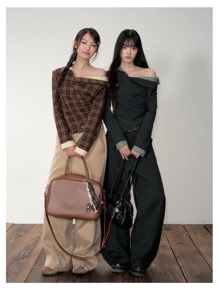 Осенняя клетчатая рубашка с длинным рукавом и открытыми плечами для женщин, приталенная, стройнящая, великолепный дизайн