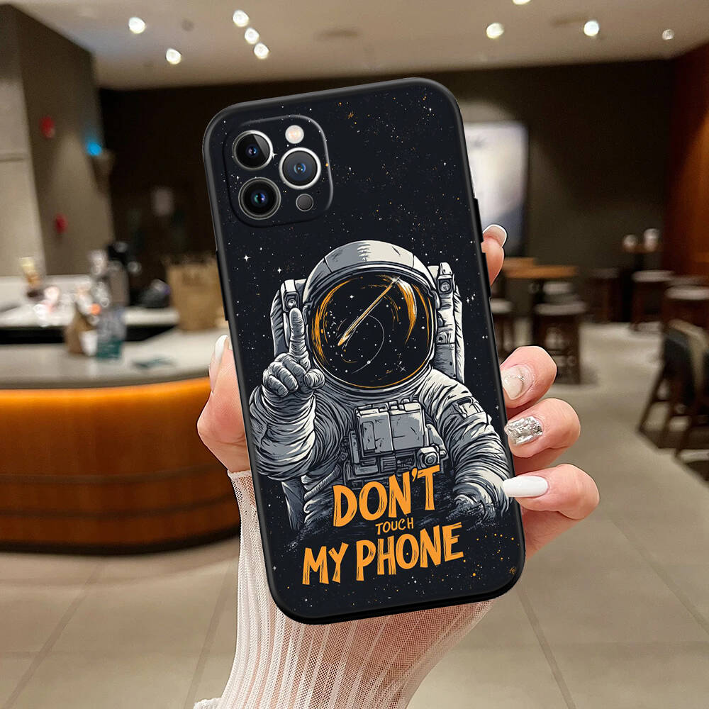 Astronaut Space Moon Phone Case for Xiaomi Poco C40 C51 C50 C55 C65 C71 C75 C85 F8 F7 F6 F5 F3 F2 X7 X6 X4 X3 M7 M6 M5 M4 M3 M2 Pro