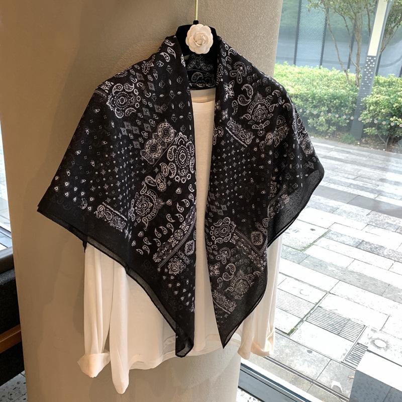 Vintage Polka Dot Printed Light And Thin Scarf Cotton Feel Square Scarf Sunshade Shawl Headscarf Belt Scarf Silk Scarf