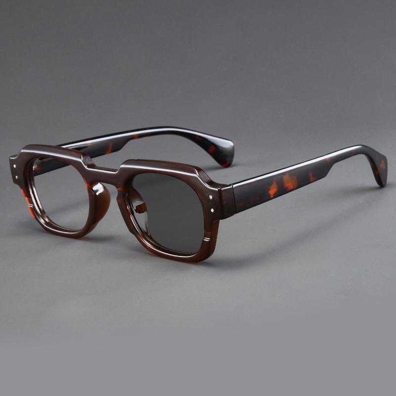 Trendy Square Photochromic Reading Glasses Unisex Variable Grey Presbyopia Eyewear with Diopters