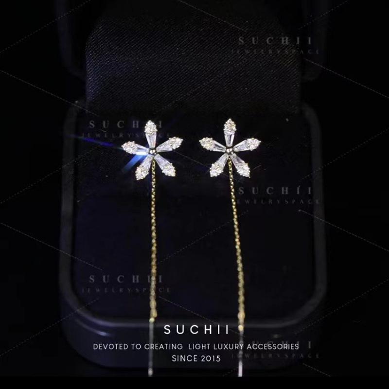 Серьги-гвоздики из стерлингового серебра S925 с микрозакрепкой: Модные корейские длинные элегантные серьги для женщин 2024 года.