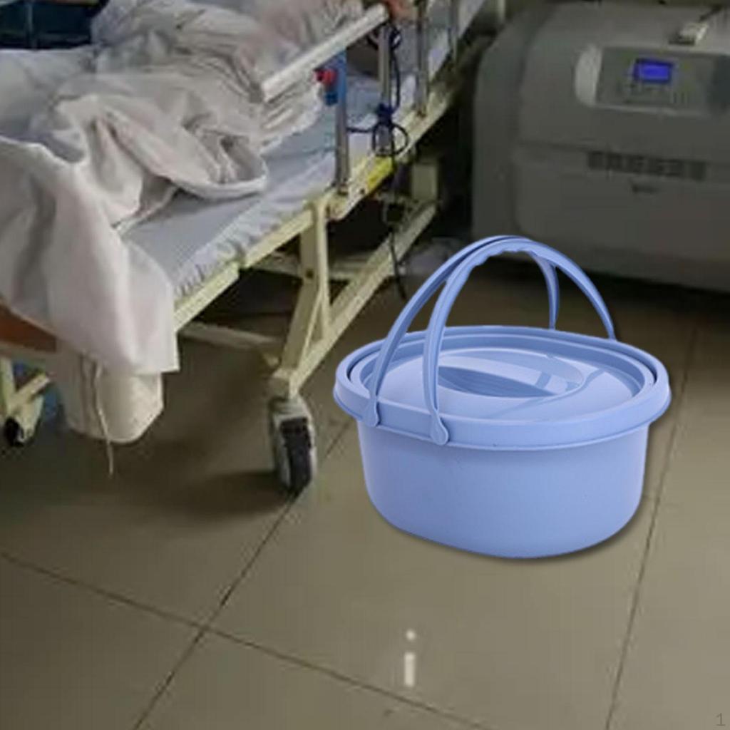 Pee Cup Toilet with Lid Versatile Smooth Edges for Travel Bedroom 13x11x6.3inch Reusable PP Material