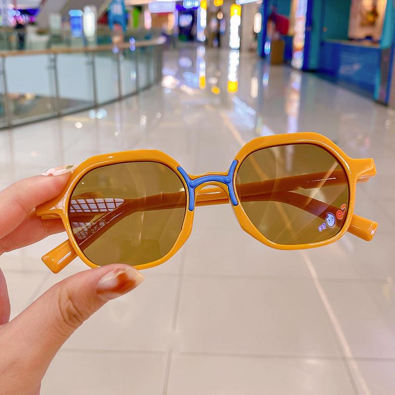 Детские очки для мальчиков и девочек Защита от ультрафиолета Детские повседневные игрушки Защита глаз Солнцезащитные очки Солнцезащитные очки для девочек