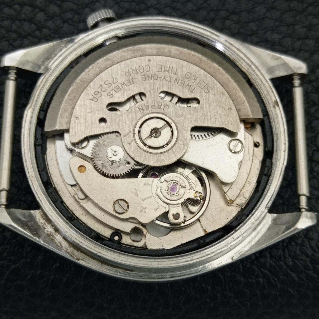 ЯПОНСКИЕ ВИНТАЖНЫЕ АВТОМАТИЧЕСКИЕ МУЖСКИЕ ЧАСЫ SEIKO 5 7S26A С КРАСНЫМ ЦИФЕРБЛАТОМ a707799-1