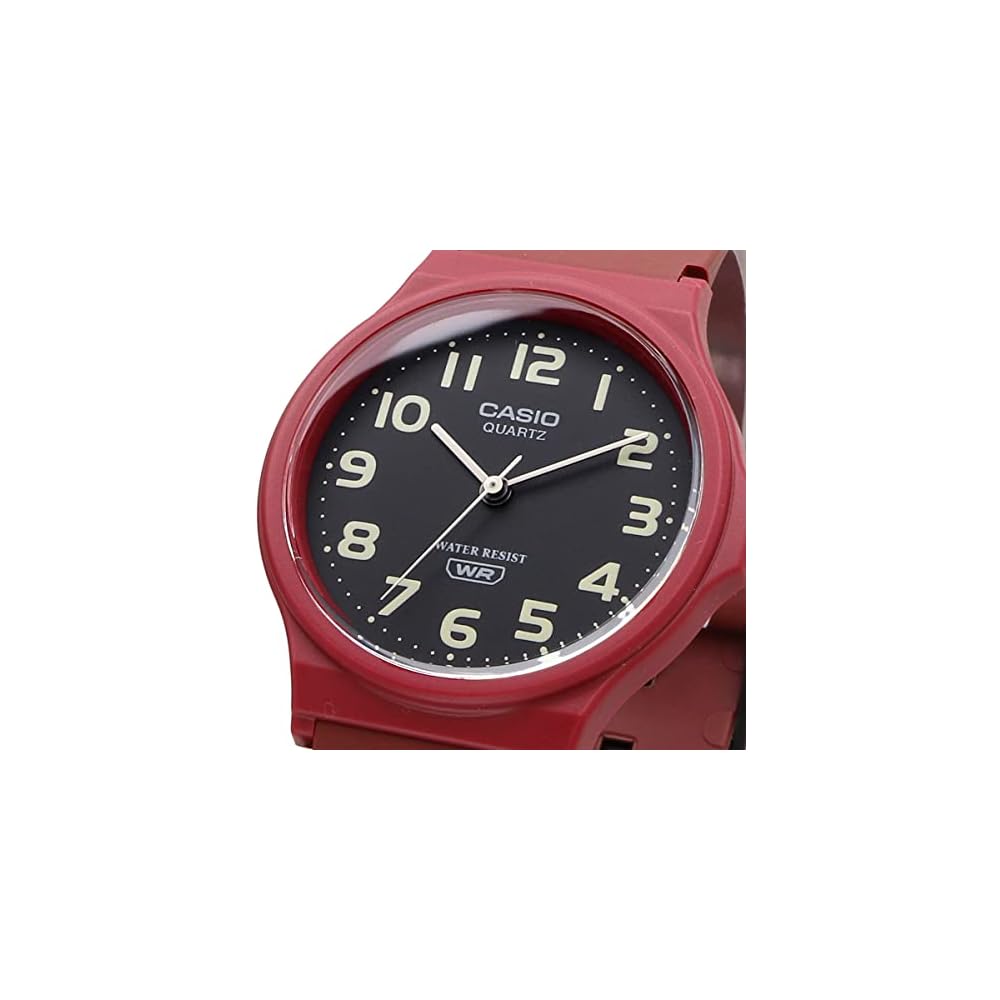 Casio Chupacasi MQ-24UC-4B Унисекс Аналоговые Часы Матовый Бордовый с Резиновым Ремешком