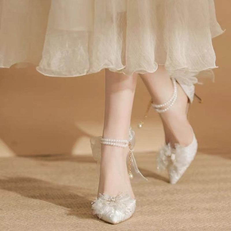 Мода 2025 Острый носок Бант Женские туфли на шпильке Элегантные Большого размера На тонком каблуке Туфли для женщин