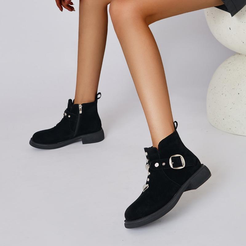 Осенне-зимние женские модные ботинки для улицы Новые однотонные нескользящие женские туфли с металлической отделкой Обувь для женщин Новинка