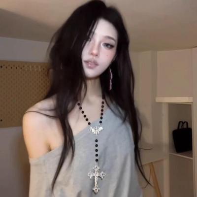 Y2K Темная Яби Герл Многослойное Черное Ожерелье с Бусинами и Крестом Летучей Мыши - Сладкий, Крутой Аксессуар