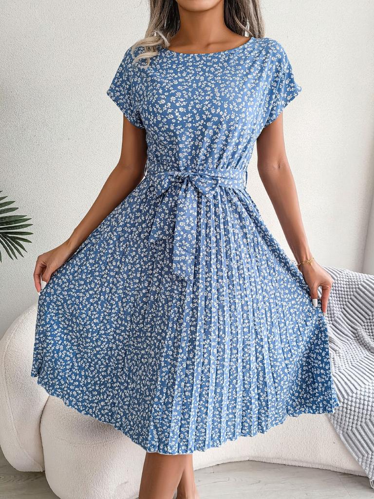 Women's Casual Short-sleeved Floral Pleated Dress