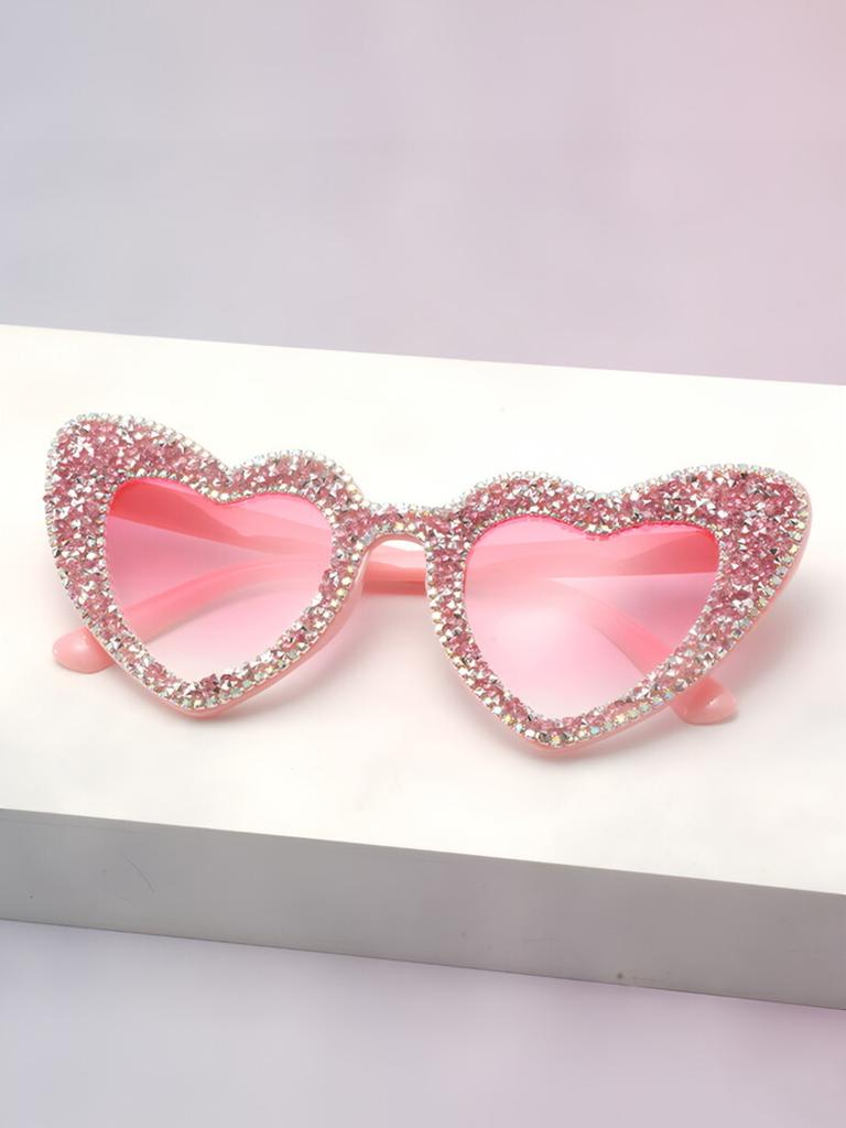 2026 Cute Diamond Encrusted Heart Style Women Sunglasses Trendy Female Sun Glasses Romantic Lady Light Luxury Gift KJ162
