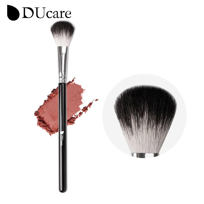 Кисть для макияжа DUcare