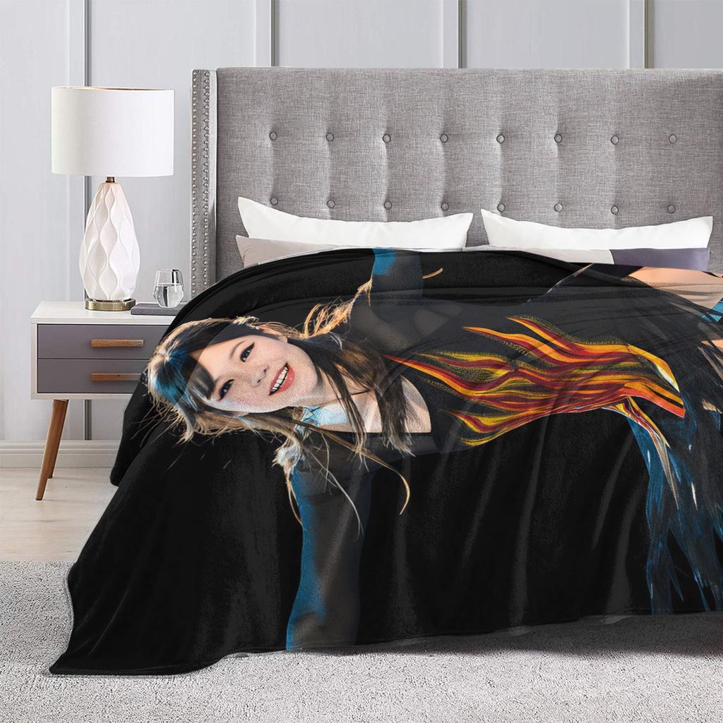 Alysa Liu Warm Blanket For Living Room Trend Throw Blanket Winter Travel Office Flannel Bedspread