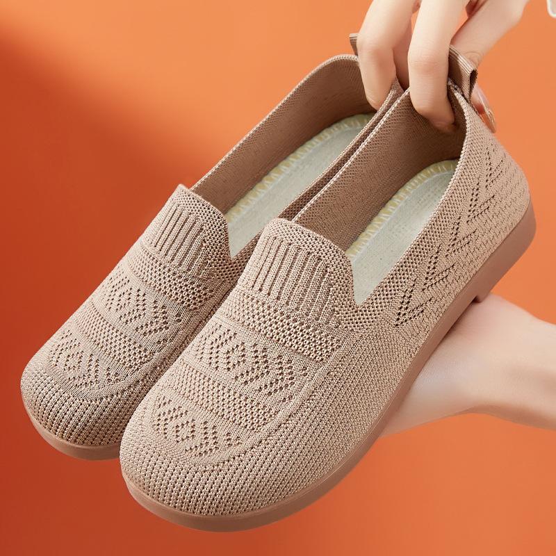 Summer Old Beijing Cloth Shoes Women's Mesh Shoes Breathable Flat Bottom Lightweight One Pedal Hollow Mesh Shoes the Elderly Mother Shoes