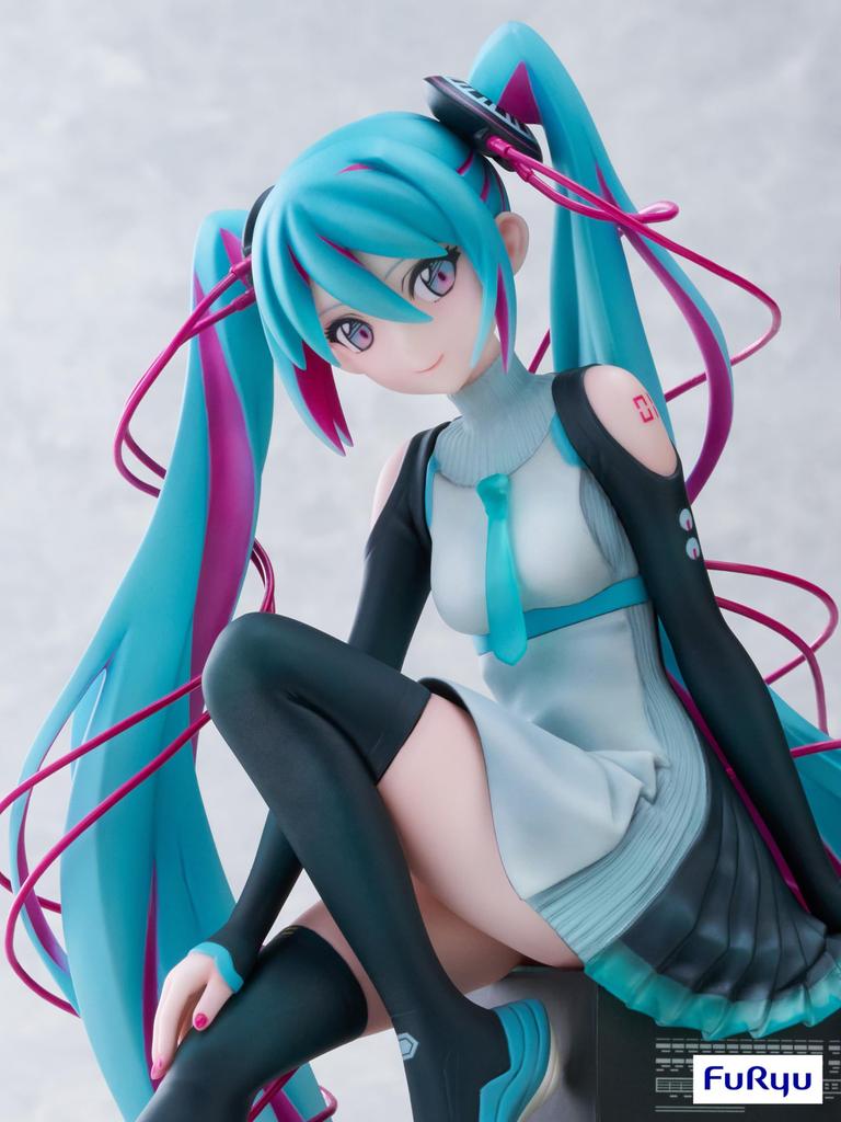 Furyu Hatsune Miku x MTV Scale PVC Painted Complete Figure 1/7