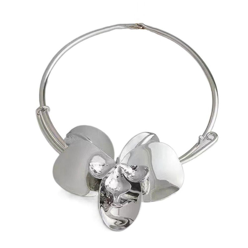 Zinc Zinc Alloy 3D Flowers Necklaces Oversize Exaggerated Choker Luxury Large Metal Flower Necklace Women