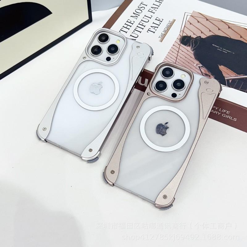 Metal Magnetic Phone Case IPhone 16 Pro Max Clear PC Back Slim Heat Dissipation Shockproof