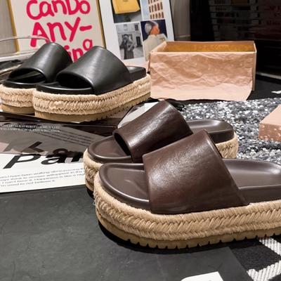 Женская обувь – Сандалии