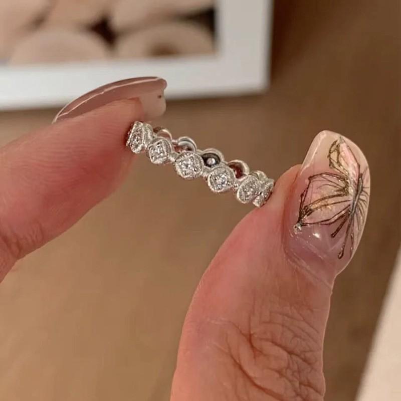 Elegant Lightweight Luxe Copper Ring With Unique Geometry And Glittering Details