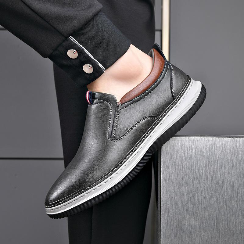 Модная повседневная обувь из коровьей кожи, новые дизайнерские туфли для мужчин, весна-осень, спортивные туфли на платформе, мужские однотонные туфли для вождения