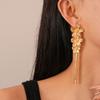 Vintage Metal Three Flower Dangle Earrings for Women Bling Long Tassel Rhinestone Chain Earrings Exaggerated Elegent Jewelry