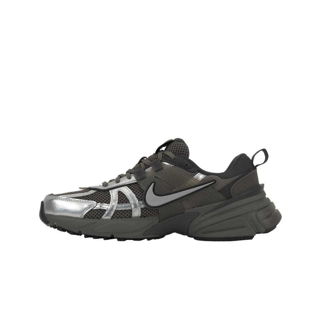 Nike Мужские кроссовки V2K Run Cave Stone Metallic Silver, коричневые, плоские, оловянные, средне-пепельные HQ1678-200