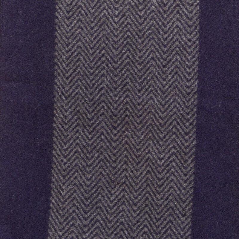 Aisiyalan Houndstooth Scarf & Glove Set