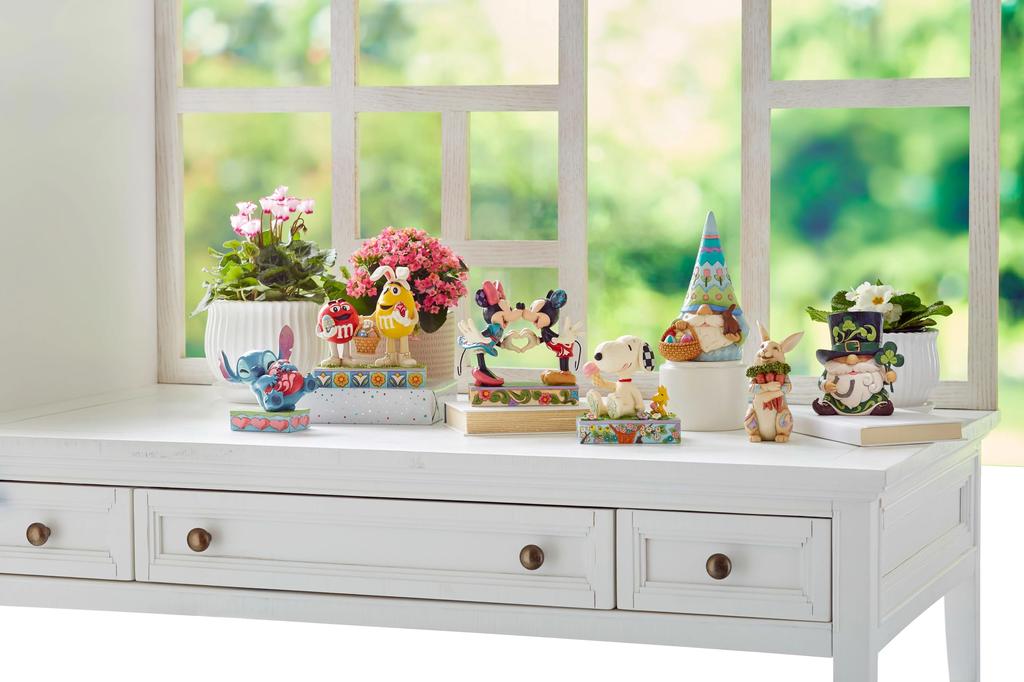 Disney Traditions Stitch Hug Heart 6014316