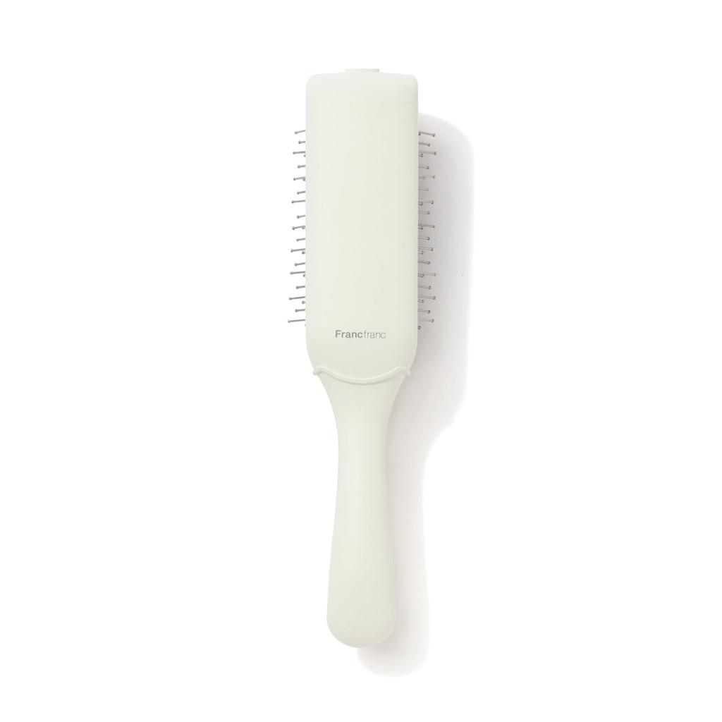 Francfranc Salon Vibrating Ion Hairbrush, White, Negative Ions, Battery-Operated, Electric Brush, Scalp Care, Gift