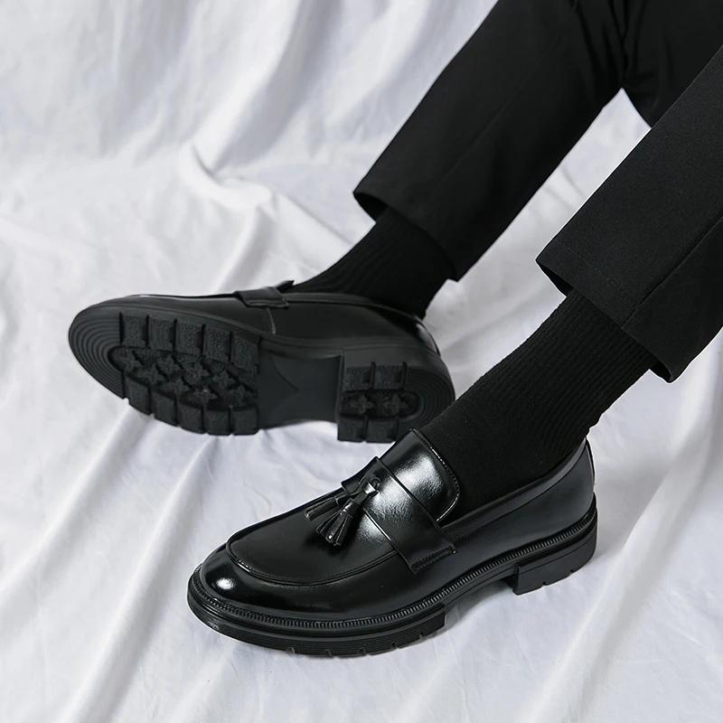 Fashion Men's High Quality Leather Slip-on Formal Oxfords Footwear Loafers Driving Party Dating Business Work Shoes Tassel Loafers