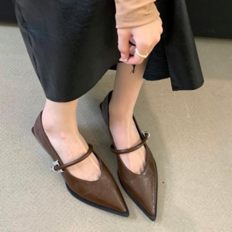 Модные женские туфли Мэри Джейн с острым носком, осень, новые, с неглубокой металлической пряжкой, однорядная пряжка, удобные одинарные туфли