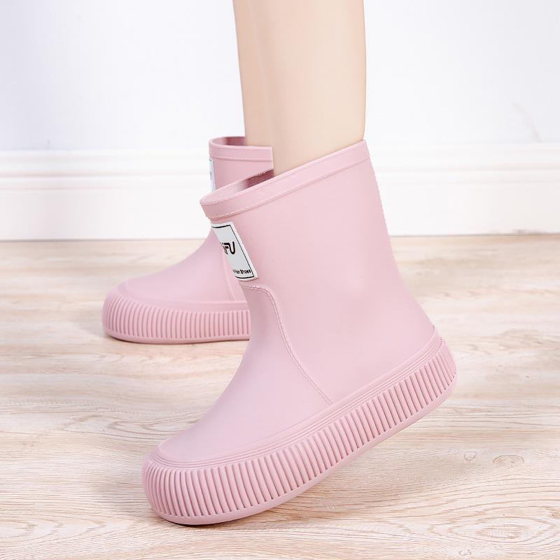 Модные женские водонепроницаемые резиновые сапоги 2024 года — нескользящие, удобные и прочные для кемпинга