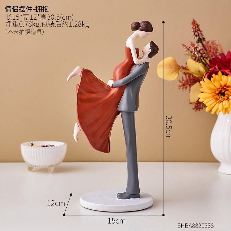 Nordic Style Resin Couple Figurine Decor Living Room TV Cabinet Wedding Gift Home Decoration