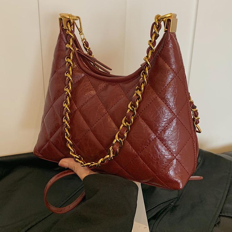 Сумка-цепочка ромбовидной формы, женская модная текстурированная сумка через плечо, новая коллекция осень-зима 2025, популярная в этом году сумка-мессенджер для通勤