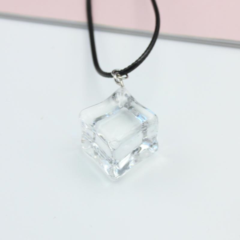 Transparent Large Ice Cube Pendant Necklace for Women 45+5cm PU Leather Wax Line Clavicle Collar Jewelry Gift