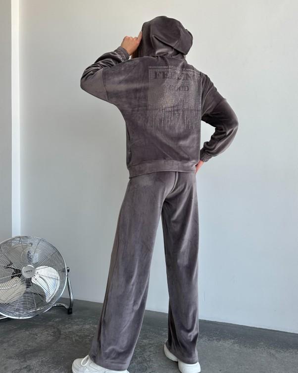 Велюровый спортивный костюм на молнии ISSA Plus