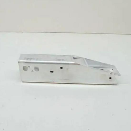 Кронштейн переднего бампера BMW 3 и 4 серии G80/G82 - 51118071605/51118071606