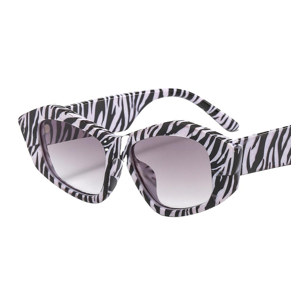 2024 New Fashion Design Vintage UV400 Cat Eye Frame Plastic Sunglasses Ladies Sun Glasses for Women