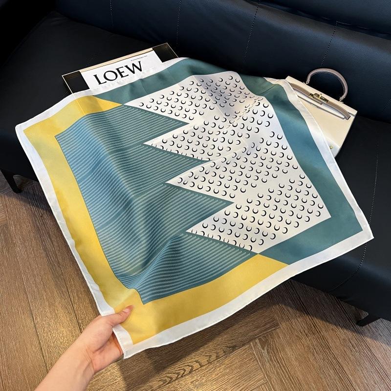Temperament square scarf women's high-end small scarf summer neck protection scarf decoration spring and autumn versatile thin sunscreen 71 silk scarf
