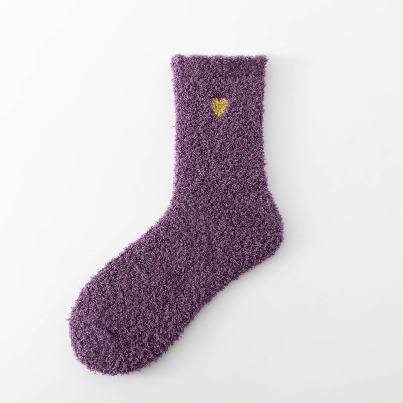 Осенне-зимние носки из кораллового флиса, утолщенные носки для пола, домашние носки с вышивкой в форме сердца, теплые и мягкие носки для сна