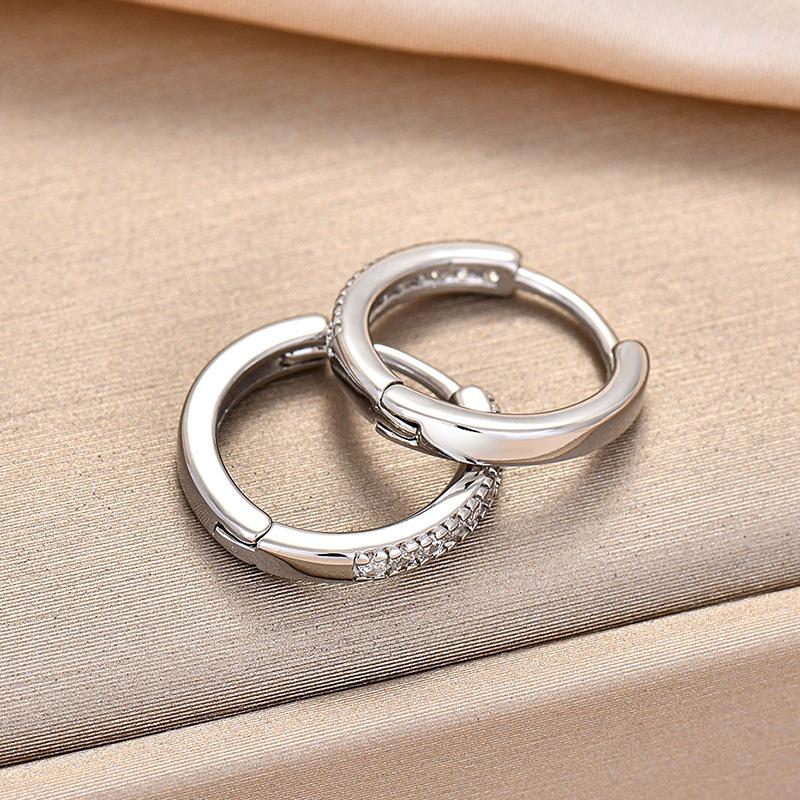 French Retro Zircon-Studded Earrings: Women's Geometric Hoops with Full Zircon Inlay, Simple Fashion.