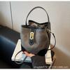 Vintage Handbag Bag Women's 2025 New High-end Niche Design Fashionable and Versatile One-shoulder Crossbody Bucket Bag