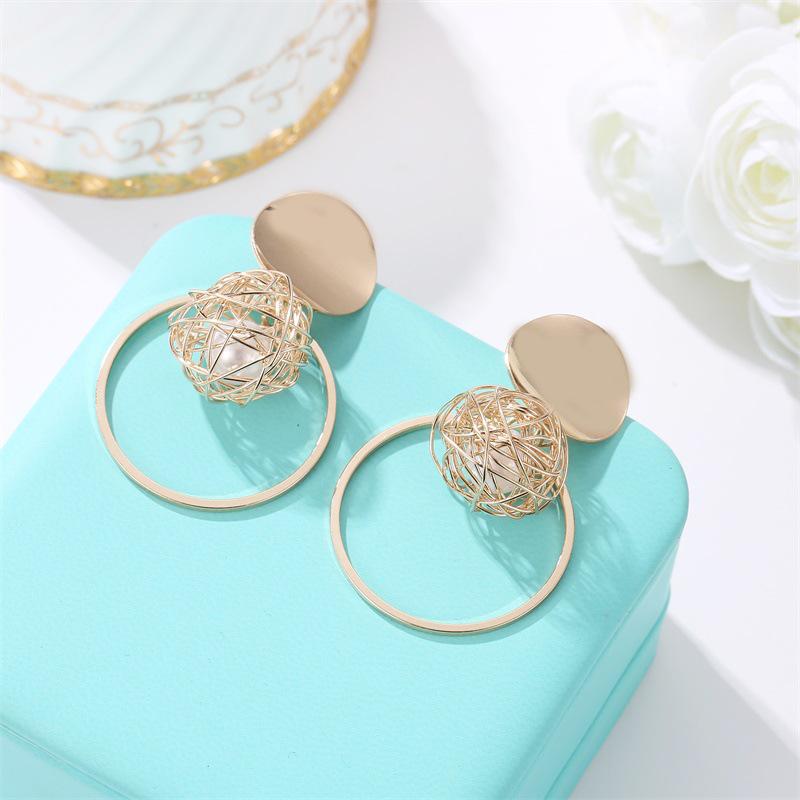 Creative Hollow Gold Skein Earrings Metal Circle Pendant Earrings Net Red Tide Ear Jewelry AVE