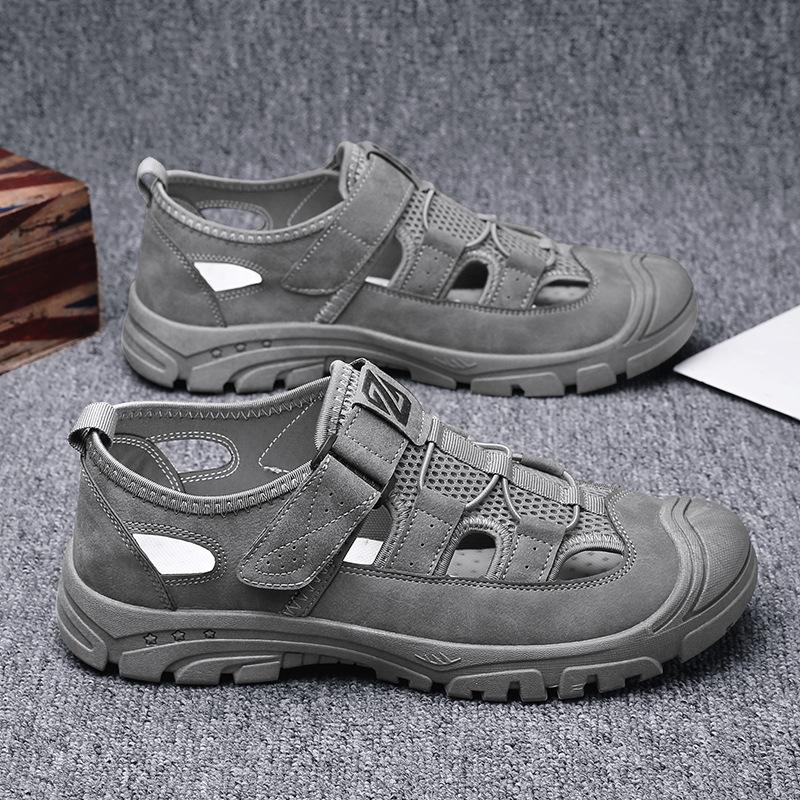 Outer Penetration Air Men's Sandals Wild Hollow Sandals Men Summer Wear-resistant Non-slip Toe Cap