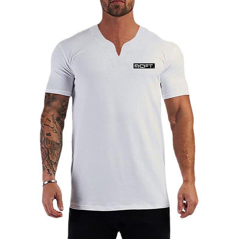 Muscleguys Мужские дышащие футболки для фитнеса и тренировок с короткими рукавами для занятий спортом на открытом воздухе с v-образным вырезом, уличная футболка с рисунком
