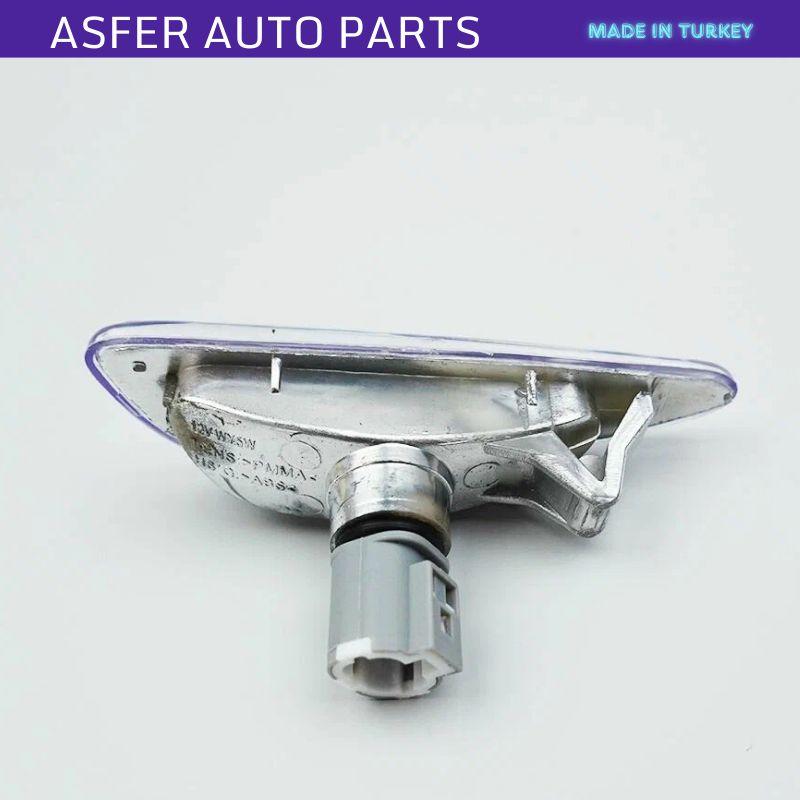 Левый повторитель поворота на крыле для Hyundai Solaris 2010-2018 OEM 923031R000