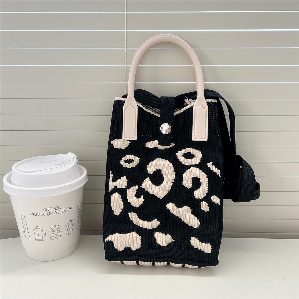 Knitted Mobile Phone Bag For Women In Spring And Autumn Cute Cartoon Versatile One Shoulder Diagonal Cross Bag Travel Coin Purse Small Handbag