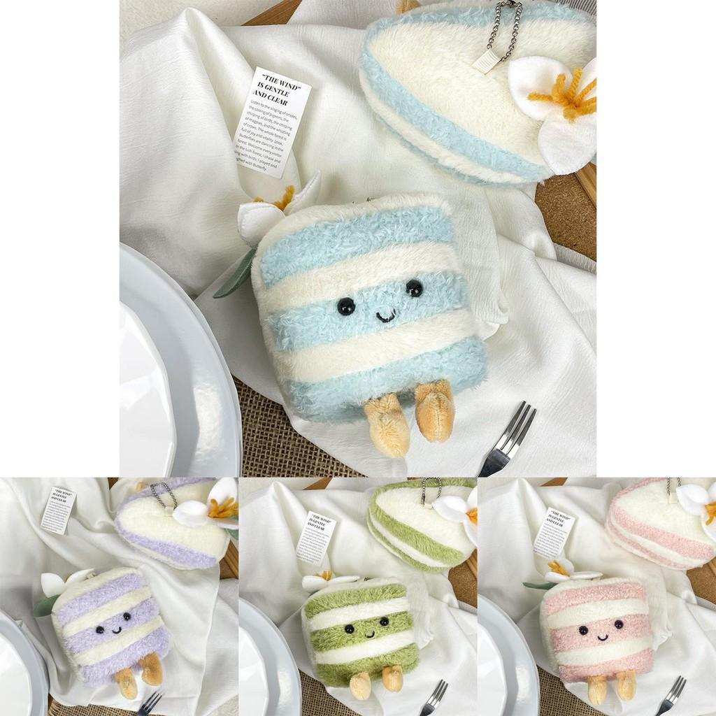 Очаровательный плюшевый брелок в виде треугольного пирожного в грязно-пурпурных, матча и клубничных цветах