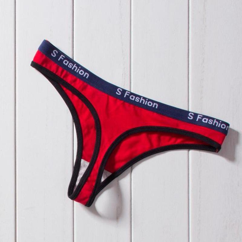 Женское нижнее белье из хлопковых стрингов. Женское короткое сексуальное нижнее белье. Длинные брюки с буквами.